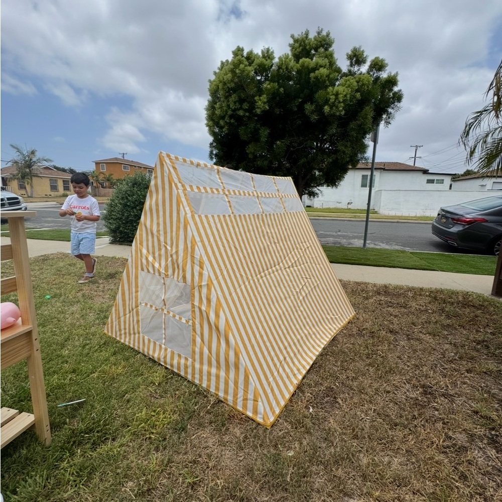 Yellow Striped Kids Play Tent - Picture 3 of 9